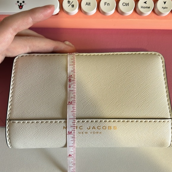 Marc Jacobs Wallet - Picture 7 of 7